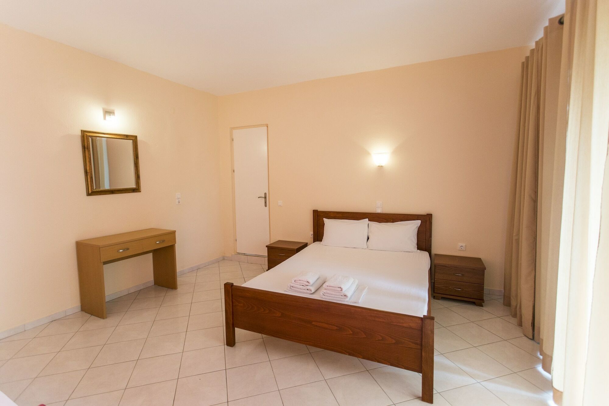 Narkissos Rooms بارغا المظهر الخارجي الصورة